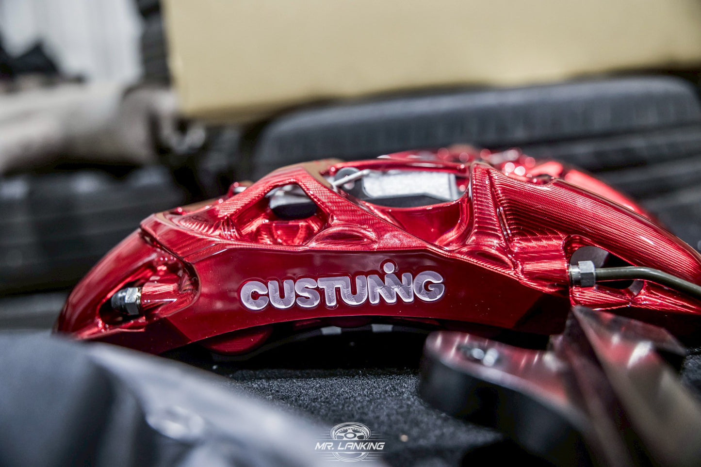 CUSTUNING 6-pot brake system (6-Kolben Bremsanlage 380mm)