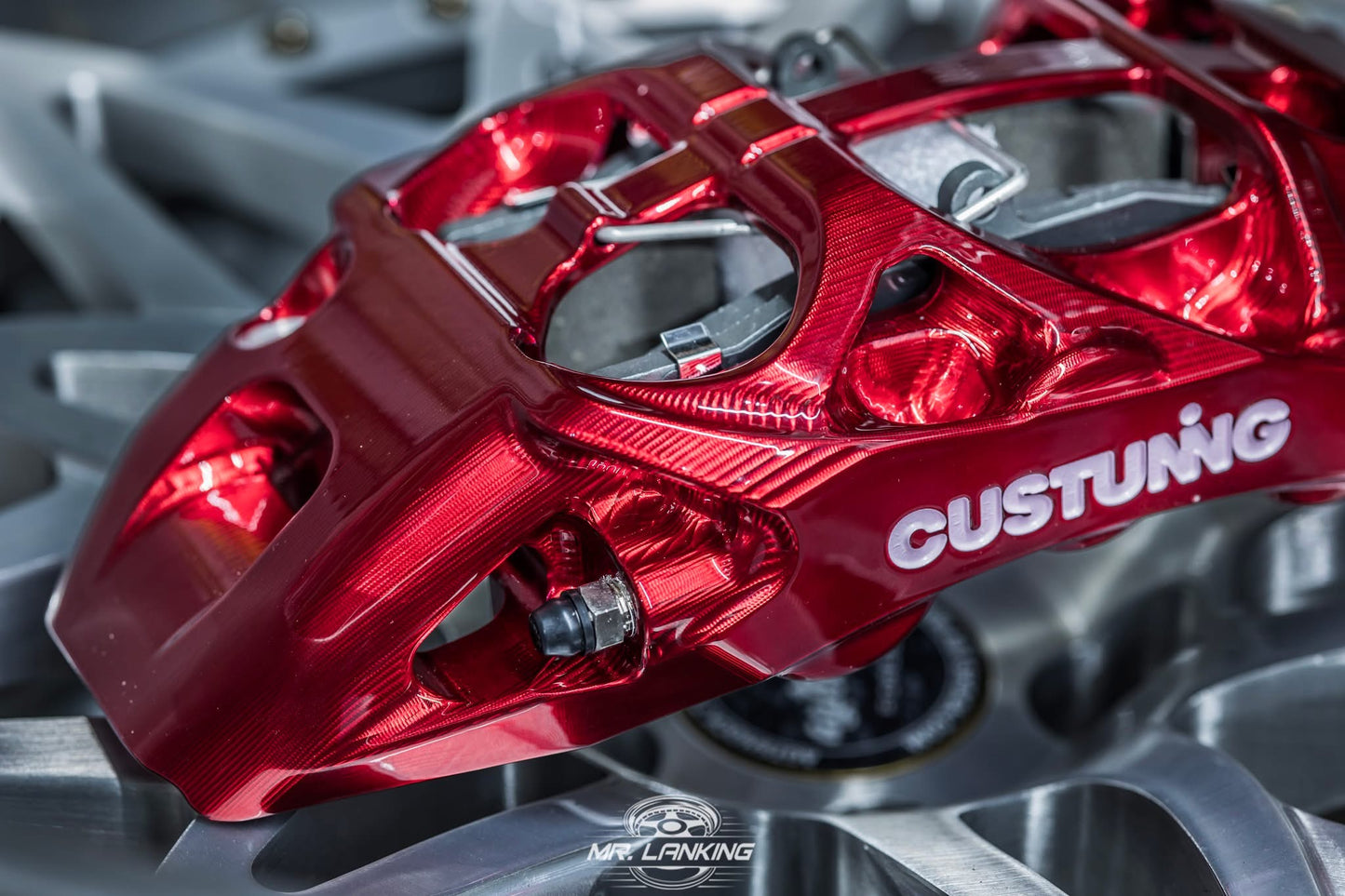 CUSTUNING 6-pot brake system (6-Kolben Bremsanlage 380mm)