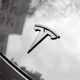 Tesla Logo Emblem Mattschwarz für Motorhaube – Aluminium