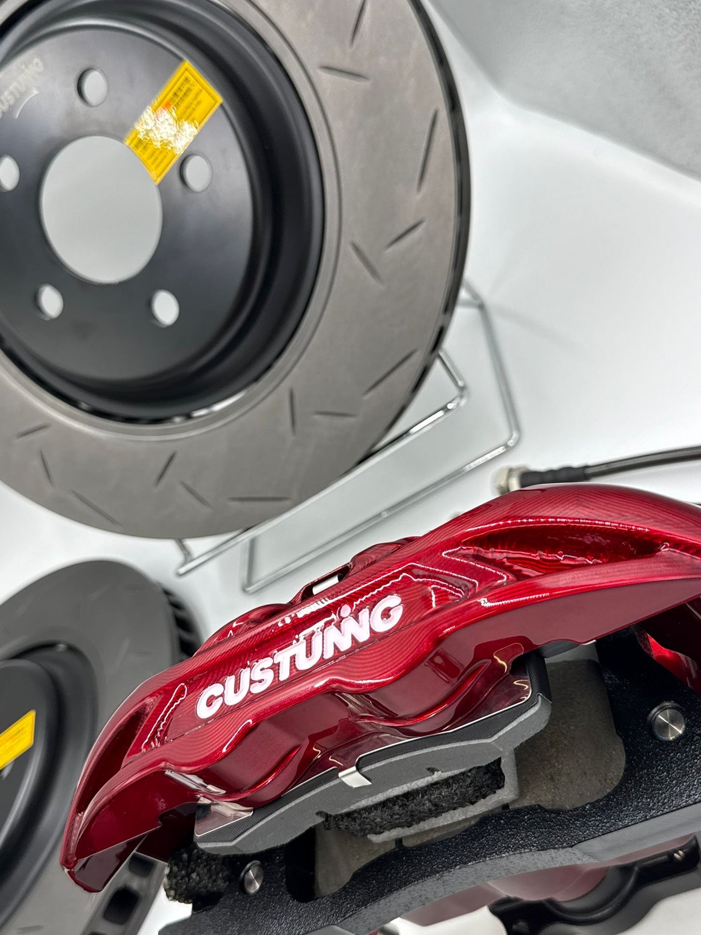 CUSTUNING Rear Brake Caliper (Hinterachse)