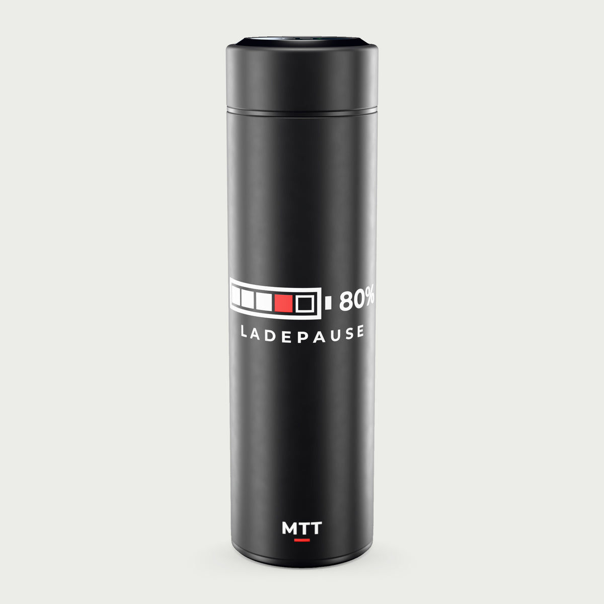 Thermosflasche schwarz mit LCD-Temperaturanzeige im Deckel, 500 ml, Motiv „Ladestand“ als UV-Druck, vor hellgrauem Hintergrund