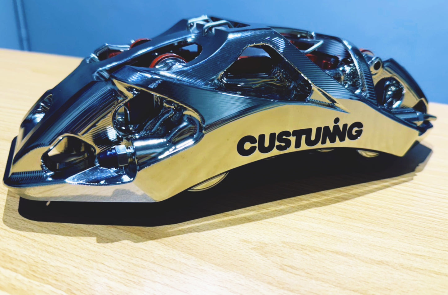 CUSTUNING 8-pot brake system (8-Kolben Bremsanlage)