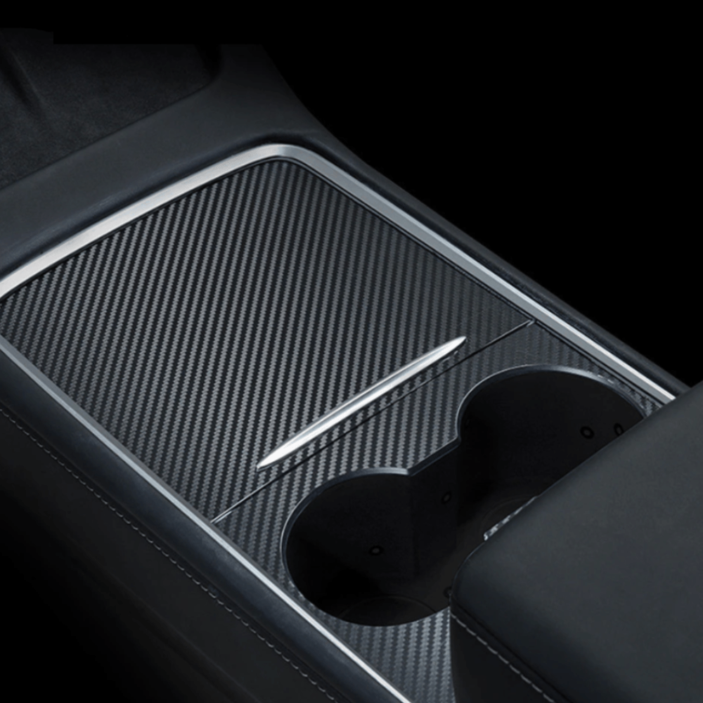 Schutzfolie für die Mittelkonsole im Tesla Model 3 in 3D-Carbon-Optik, verbaut
